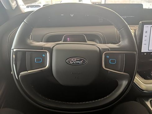 Used 2025 Ford Expedition Max Platinum image 20