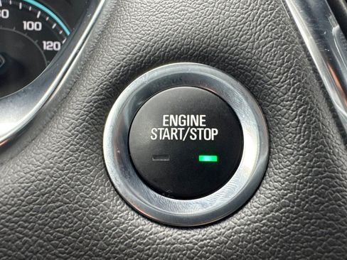 Certified 2022 Chevrolet Traverse LT w/ LPO, Floor Liner Package image 25