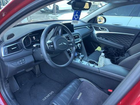 Used 2021 Genesis G70 2.0T w/ Prestige Package image 5