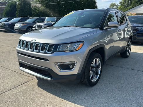 Used 2019 Jeep Compass Limited AWD/4WD image 1