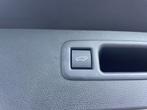 New 2025 Toyota Highlander XSE image 22