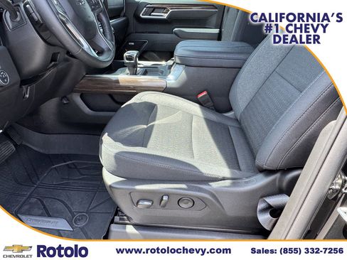 Used 2025 Chevrolet Silverado 1500 RST w/ Dark Appearance Package RWD image 20