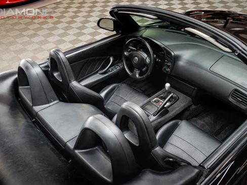 Used 2000 Honda S2000 image 36