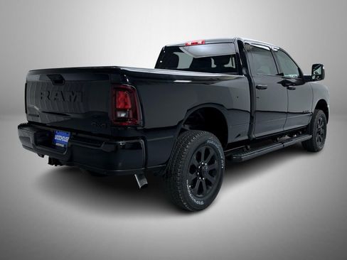 New 2026 RAM 2500 Big Horn AWD/4WD image 5