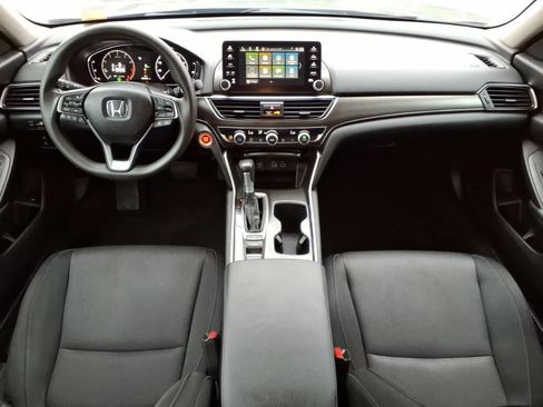 Used 2021 Honda Accord LX image 10