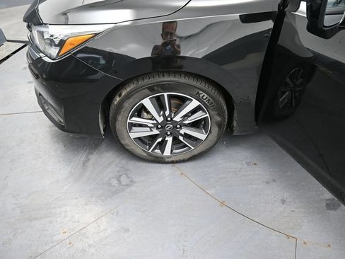 Used 2025 Nissan Versa SV FWD image 14