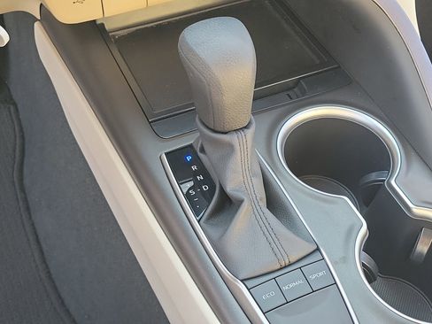 Certified 2023 Toyota Camry LE FWD image 26