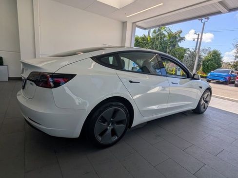 Used 2023 Tesla Model 3 Standard Range image 11