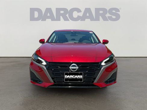Used 2026 Nissan Altima 2.5 SV w/ SV Special Edition Package FWD image 2