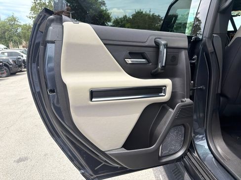 Used 2026 GMC Hummer EV 4x4 Crew Cab image 16