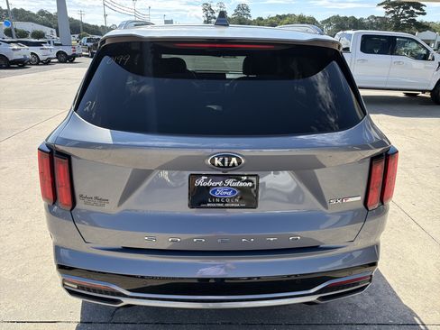 Used 2021 Kia Sorento SX FWD image 7