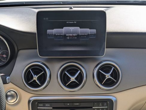 Certified 2020 Mercedes-Benz GLA 250 image 4