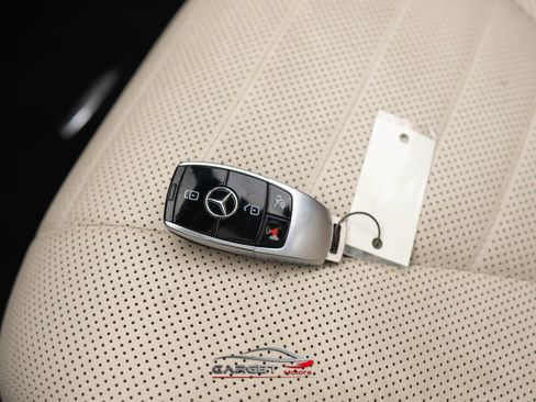 Used 2018 Mercedes-Benz S 560 Sedan image 52