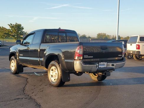 Used 2012 Toyota Tacoma 4x4 Access Cab image 5