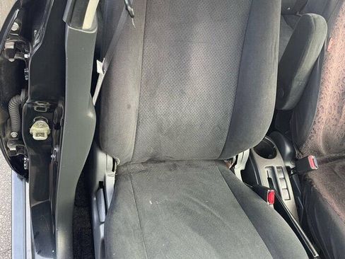 Used 2004 Suzuki Aerio S FWD image 10