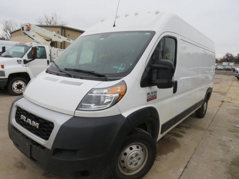Used 2020 RAM ProMaster 2500 w/ Interior Convenience Group image 1