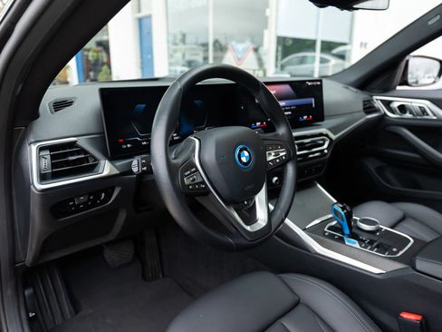 Used 2023 BMW i4 eDrive40 w/ Premium Package RWD image 19