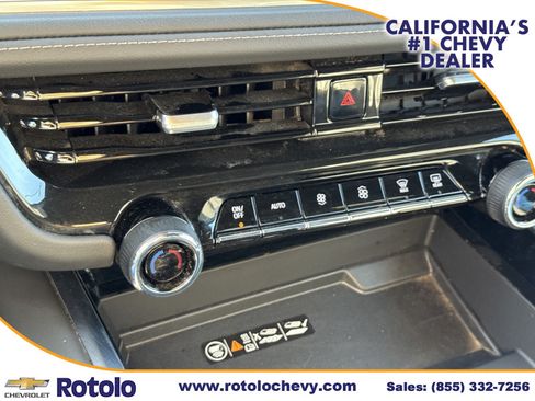 Used 2025 Chevrolet Tahoe Z71 AWD/4WD image 23