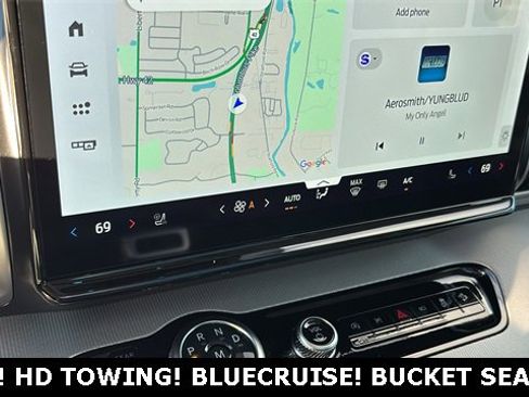 New 2025 Ford Expedition Active image 16