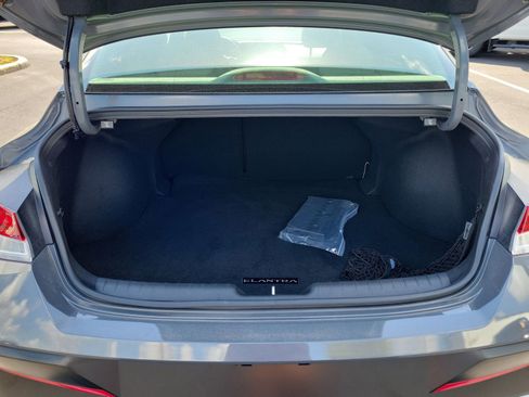 Used 2025 Hyundai Elantra SEL FWD image 7