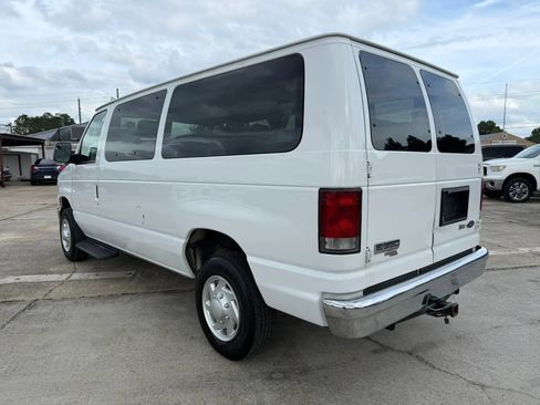 Used 2012 Ford E-350 and Econoline 350 XLT RWD image 3