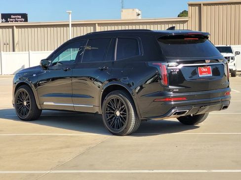 Used 2020 Cadillac XT6 Sport w/ Platinum Package AWD/4WD image 7