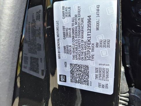New 2026 GMC Canyon Denali w/ LPO, Denali Black Edition AWD/4WD image 16
