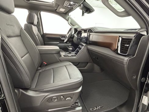 Used 2025 GMC Sierra 1500 Denali w/ Technology Package image 41