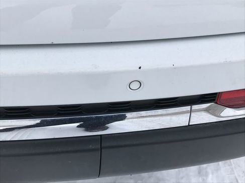 Used 2023 Jeep Grand Cherokee Limited image 4