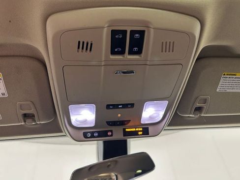 Used 2017 Buick Envision Essence FWD image 23