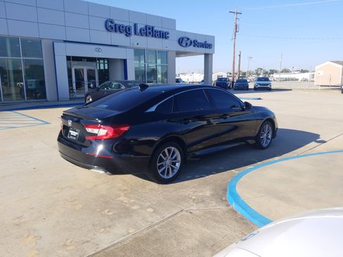 Used 2021 Honda Accord LX image 7
