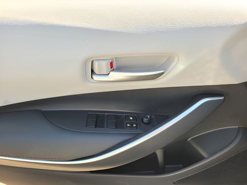 Certified 2024 Toyota Corolla SE FWD image 22