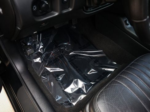 Used 2004 Chevrolet Monte Carlo SS image 17