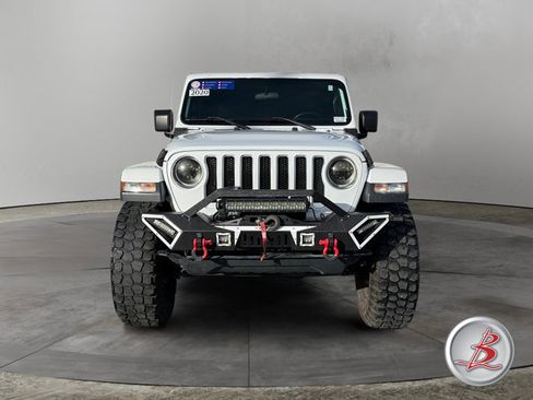 Used 2020 Jeep Wrangler Unlimited Sahara image 2