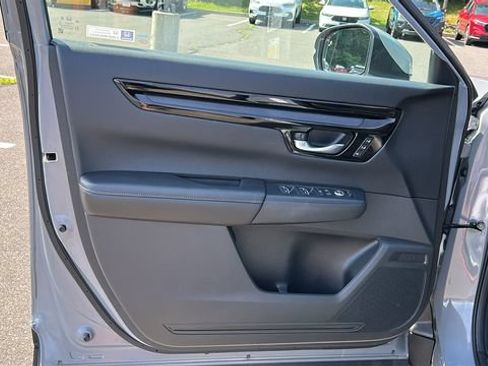 Used 2026 Honda CR-V EX-L image 9