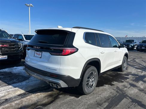 New 2026 GMC Acadia Elevation image 8