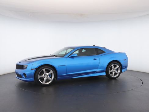 Used 2010 Chevrolet Camaro LT w/ RS Package image 33