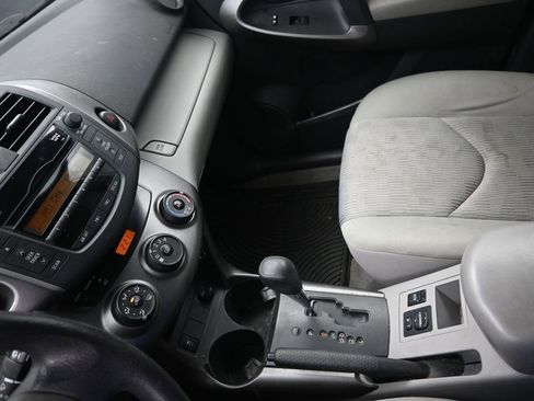 Used 2009 Toyota RAV4 4WD image 14