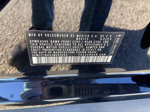 Used 2025 Volkswagen Jetta GLI Autobahn FWD image 31
