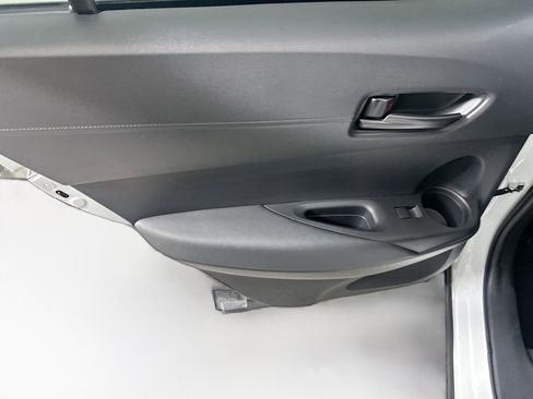 Used 2023 Toyota Corolla Cross LE image 26