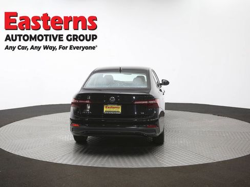 Used 2024 Volkswagen Jetta SE FWD image 36