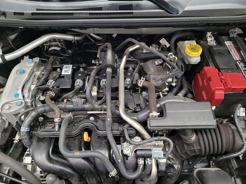 Used 2024 Nissan Sentra SV FWD image 30