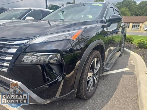 Used 2024 Nissan Rogue SL w/ SL Premium Package AWD/4WD image 3