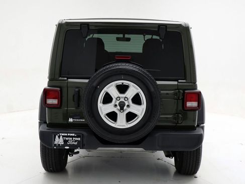 Used 2022 Jeep Wrangler Unlimited Sport w/ Sun And Sound Package AWD/4WD image 7