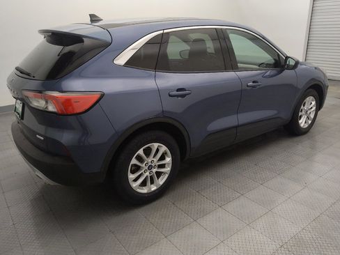 Used 2020 Ford Escape SE image 10