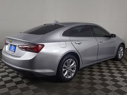Used 2021 Chevrolet Malibu LT FWD image 7