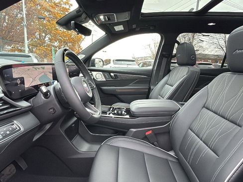 New 2026 Buick Enclave Avenir w/ Super Cruise Package image 23