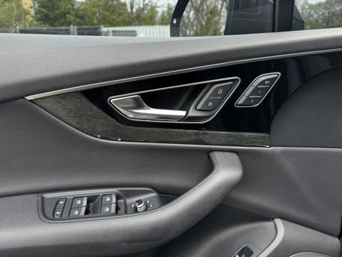 Used 2017 Audi Q7 2.0T Premium Plus w/ Premium Plus Package image 7