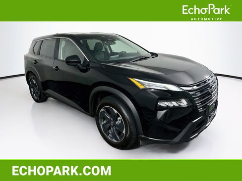 Used 2026 Nissan Rogue SV FWD image 1