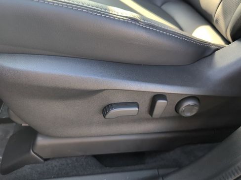 Used 2025 Subaru Ascent Limited image 24